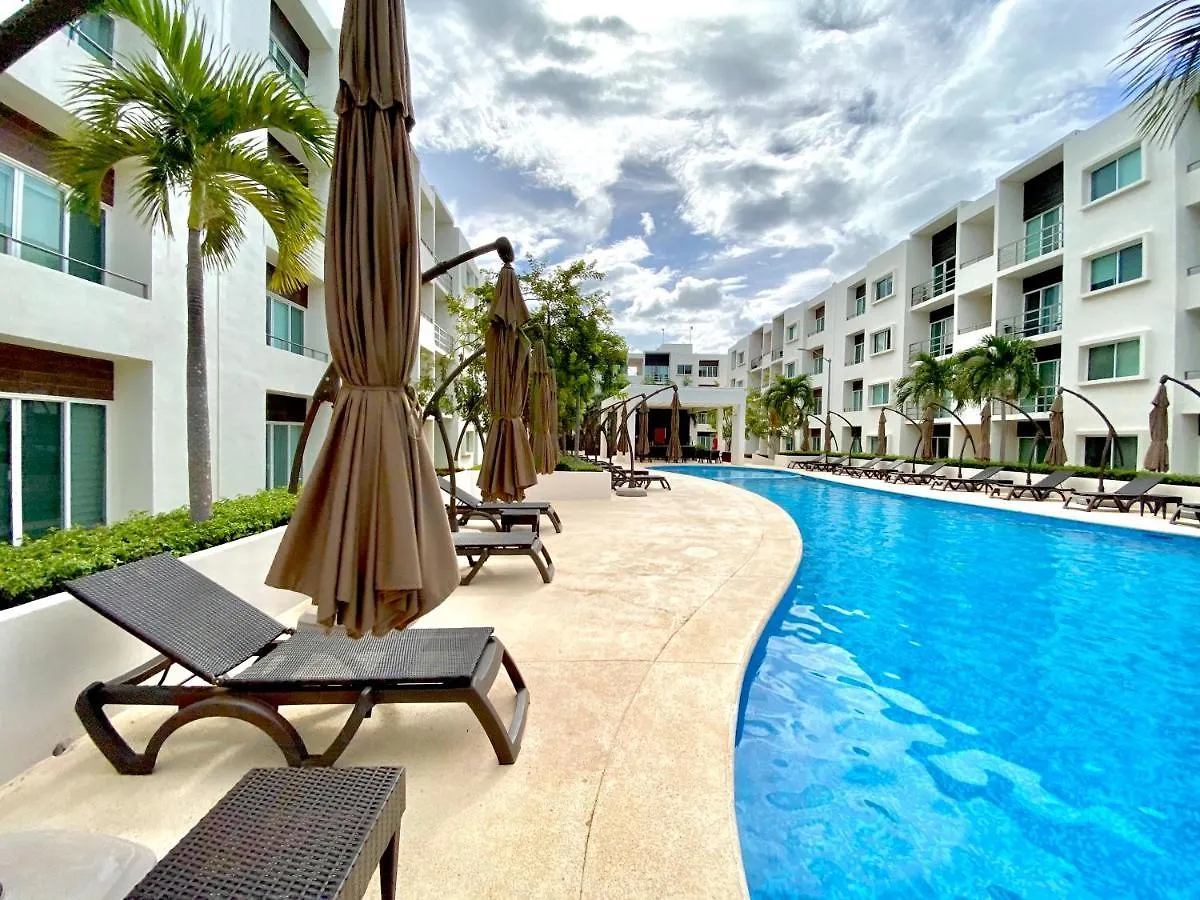 Encanto Con 2 Habitaciones En Long Island Cancun 0*,